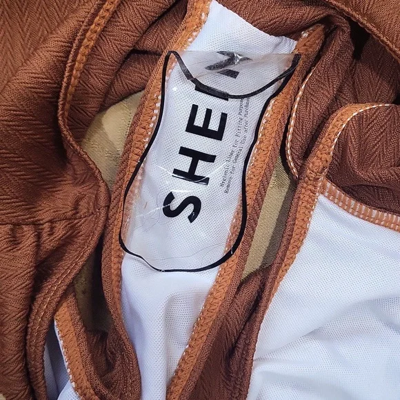 High Waisted Triangle Bikini Set - Picture 2 of 4